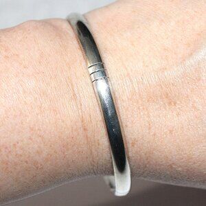Sterling Silver Casual Everyday Bangle Bracelet 18 Grams